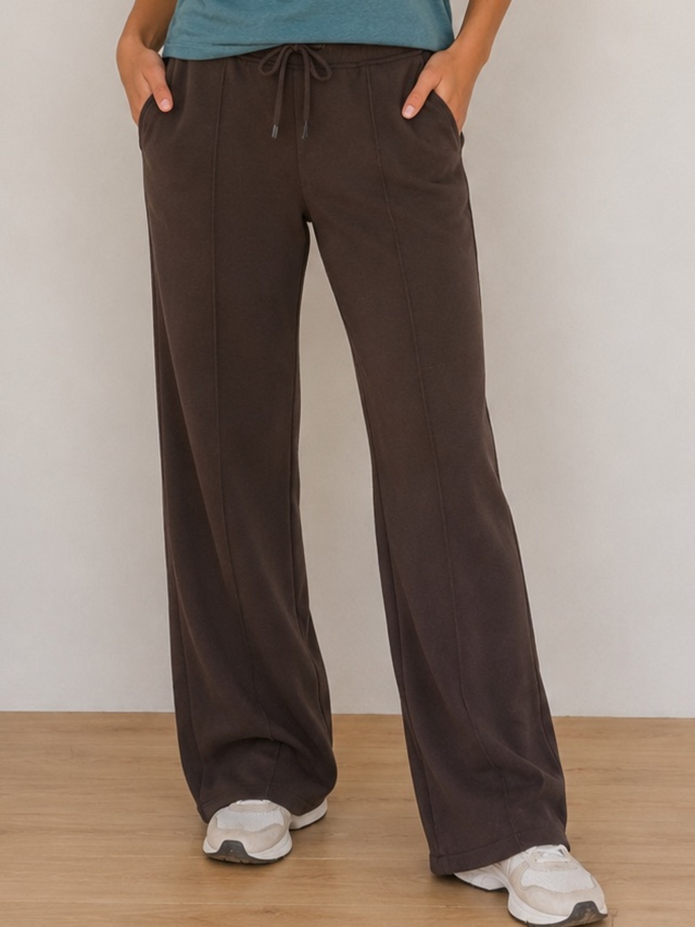 Petite Brown Wide Leg pants